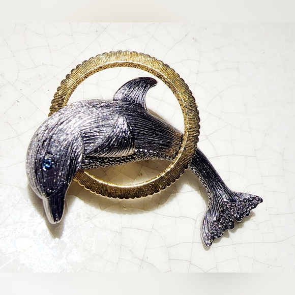 Vintage Liz Claiborne Silver brush dolphin w/sapphire jumping through gold hoop - Picture 2 of 4